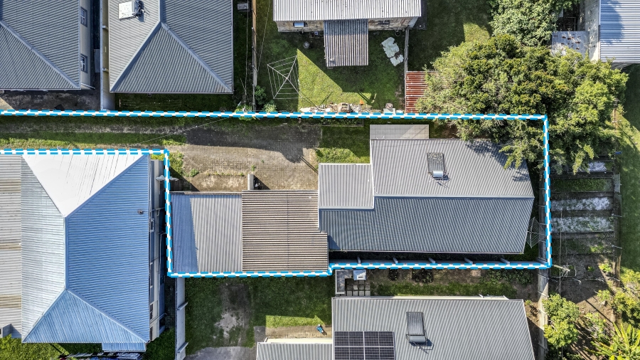 4 Bedroom Property for Sale in Cambridge West Eastern Cape